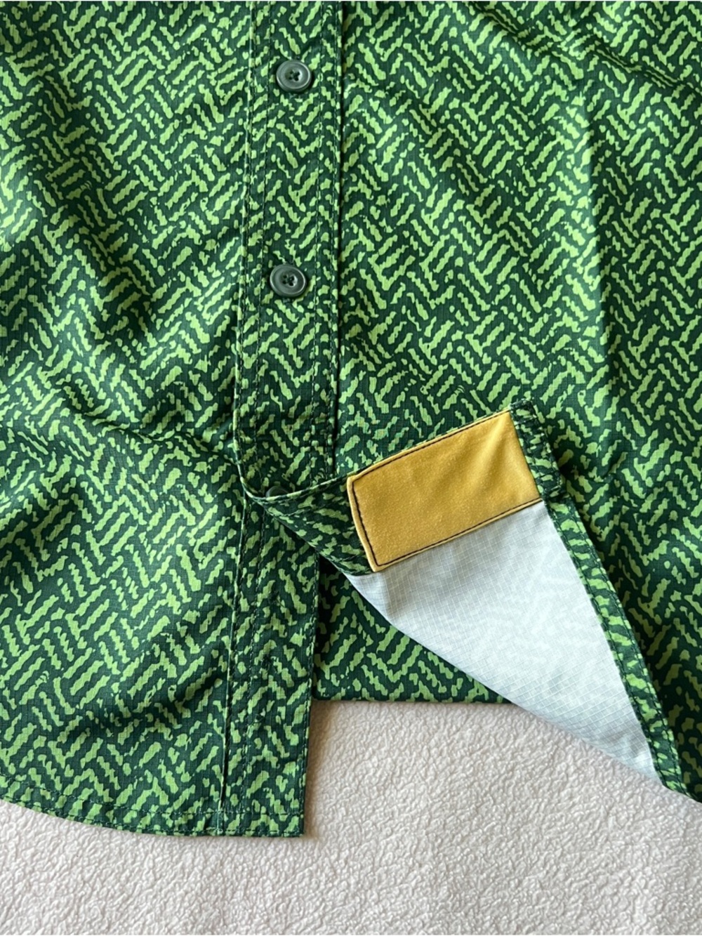 Duluth Trading Men's S Vented Outdoor Shirt Green Print Short Sleeve Button Down - Picture 13 of 13